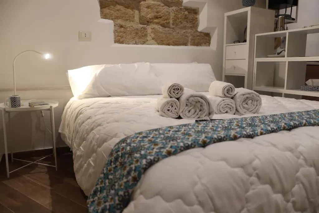 Apartament Casuzza Palazzo Storico, Stazione Centrale Palermo